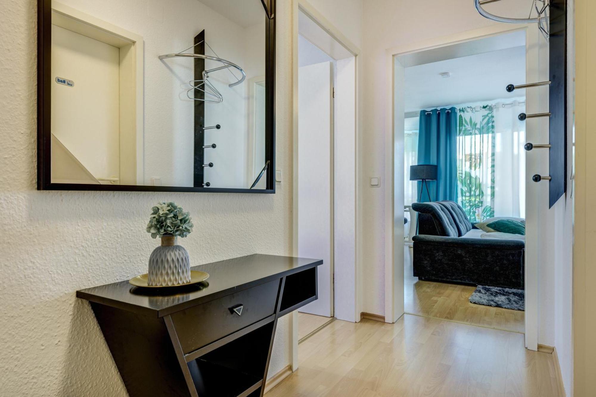 2 Zimmer Wohnung, Kueche, Bad, Balkon, Netflix Алцай Екстериор снимка
